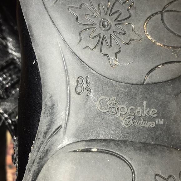 Shoes - Picture 3 of 3